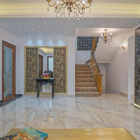 Monarch House Hotell Braşov Eksteriør bilde