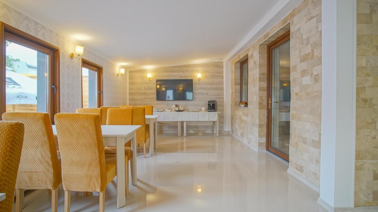 Monarch House Hotell Braşov Eksteriør bilde
