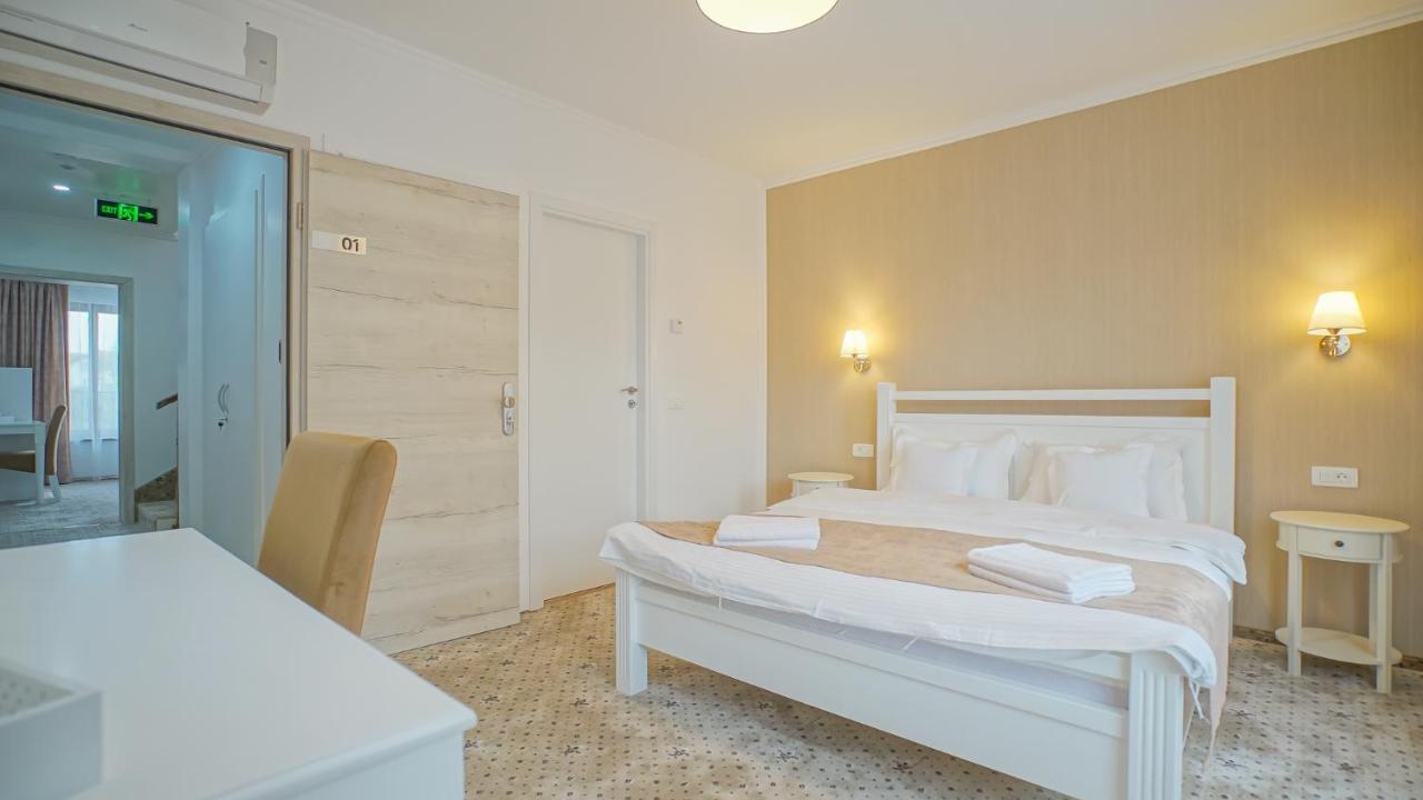 Monarch House Hotell Braşov Eksteriør bilde